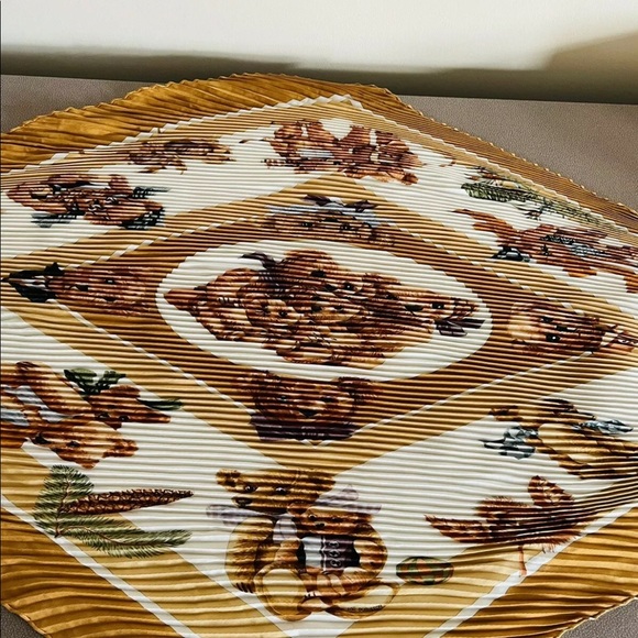 AUTHENTIC HERMES WOMENS PLISSE SILK SCARF - Picture 2 of 11